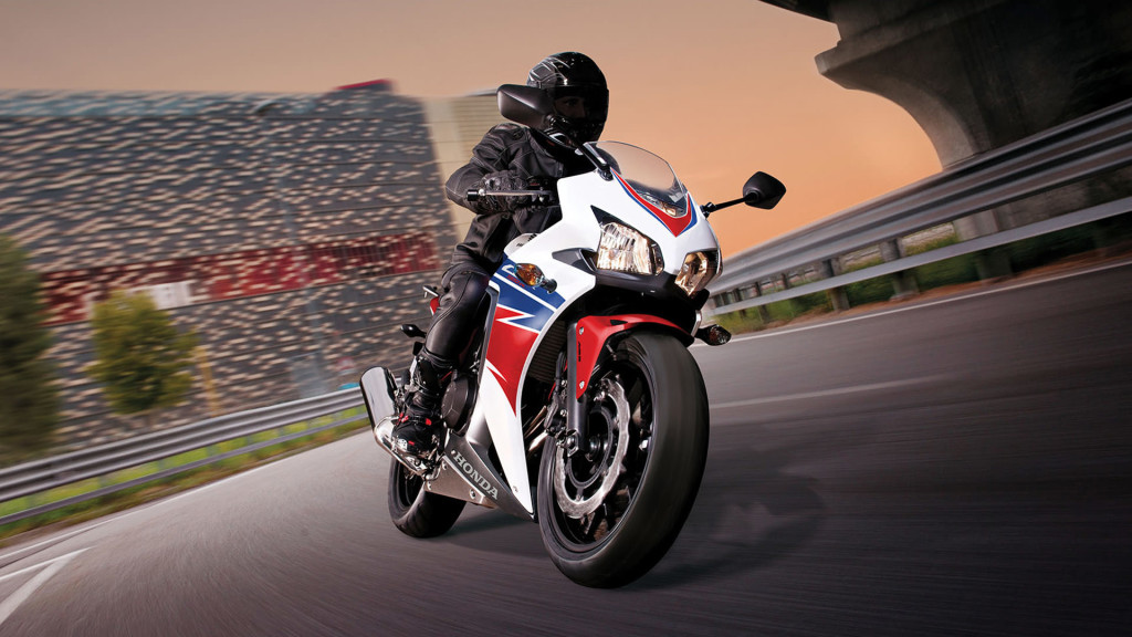 2015 Honda CBR500R ABS Review / Specs / Pictures & Videos | Honda-Pro Kevin